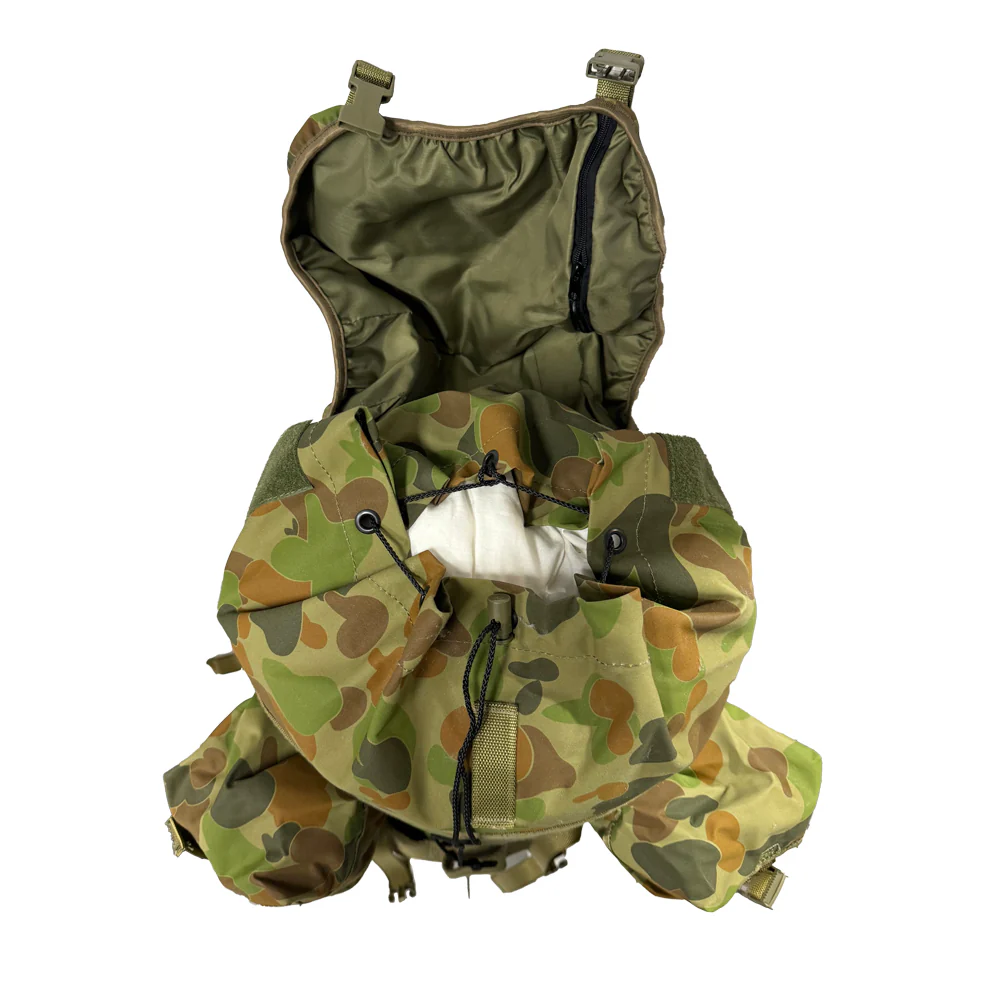 Original Australian Army DPCU SAUSAGE Backpack - Image 4