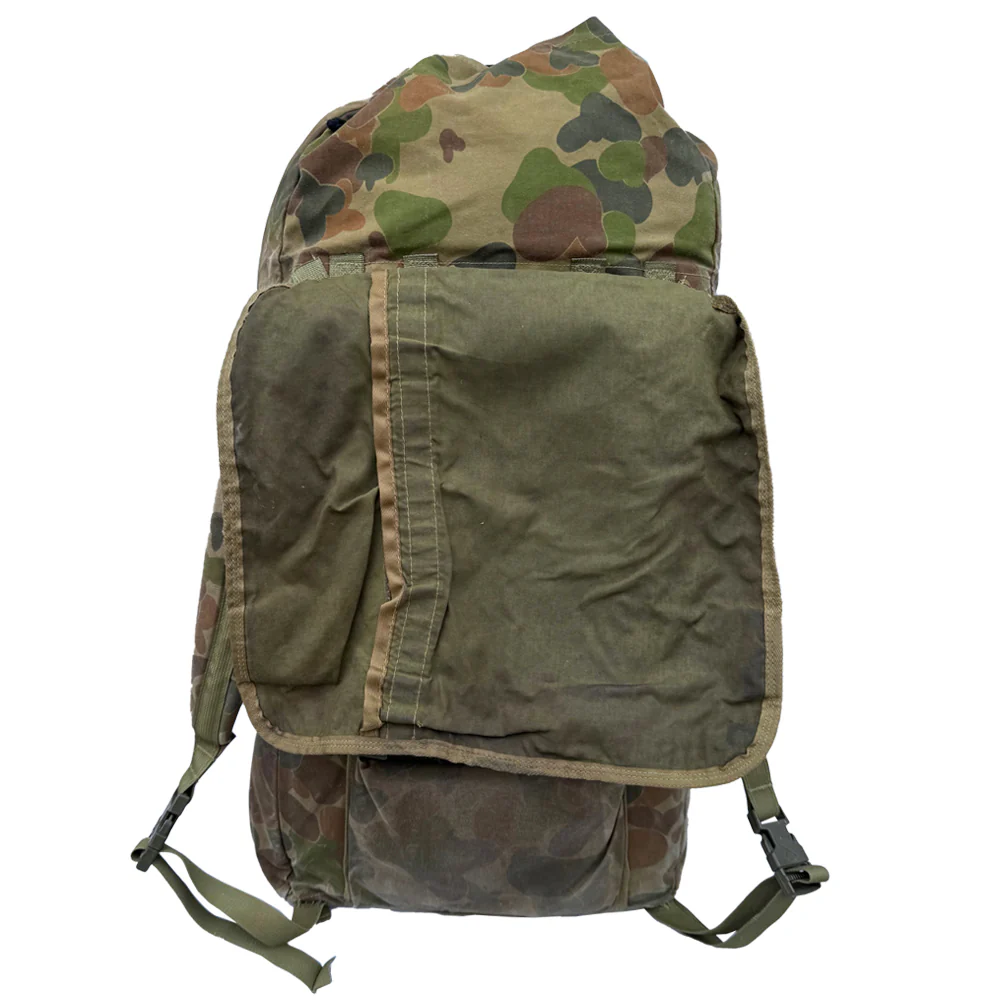 Original Australian Army DPCU SAUSAGE Backpack - Medium - Image 4